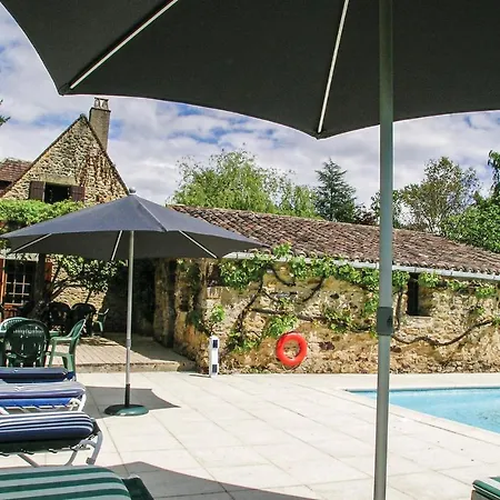 4 Bedroom Gorgeous In Monpazier