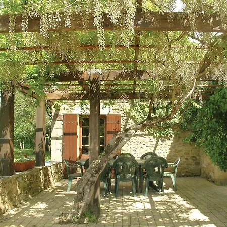 4 Bedroom Gorgeous In Holiday home *