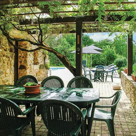 4 Bedroom Gorgeous In Holiday home Monpazier